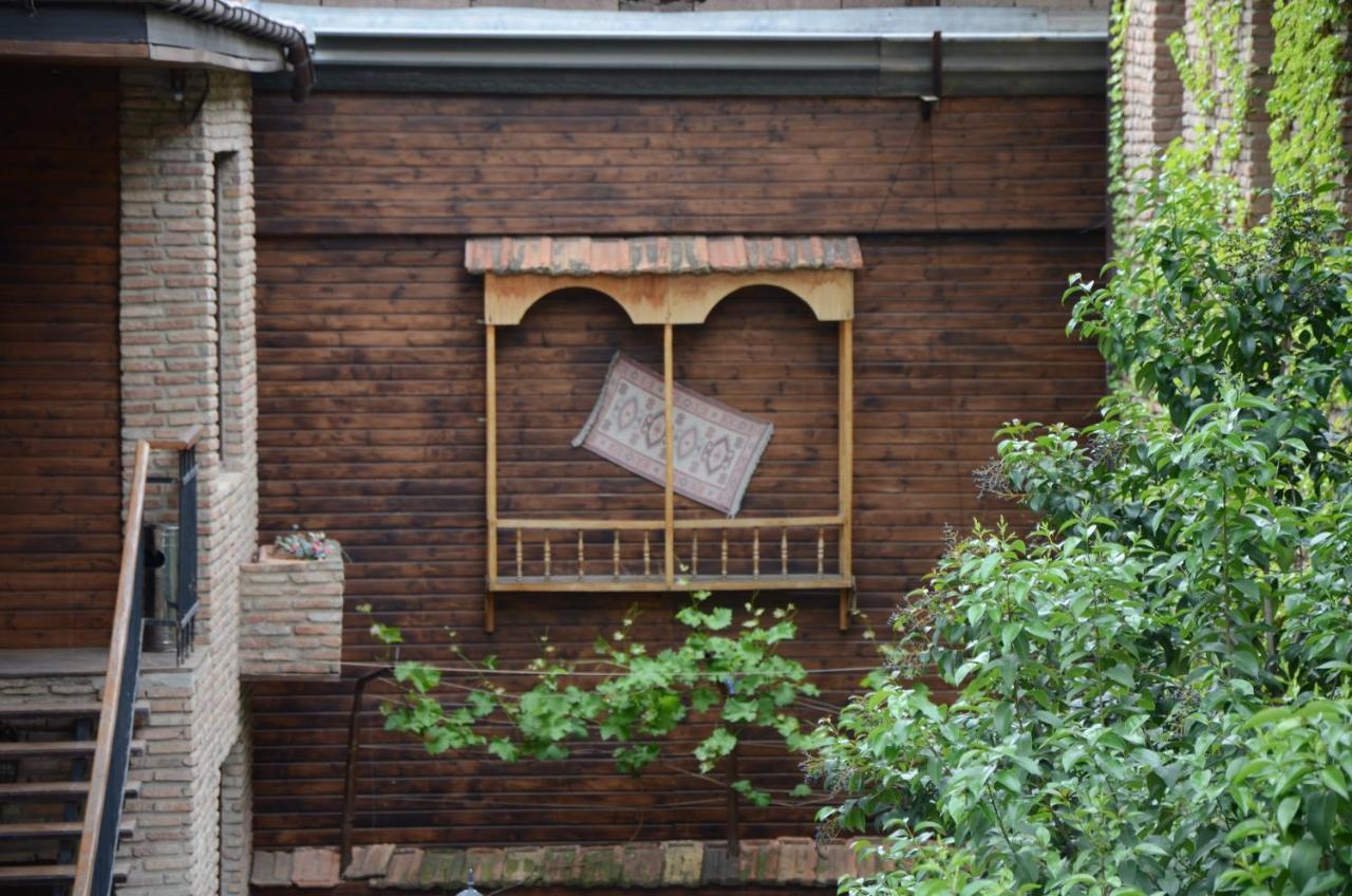 Tiflis Hotel Exterior foto